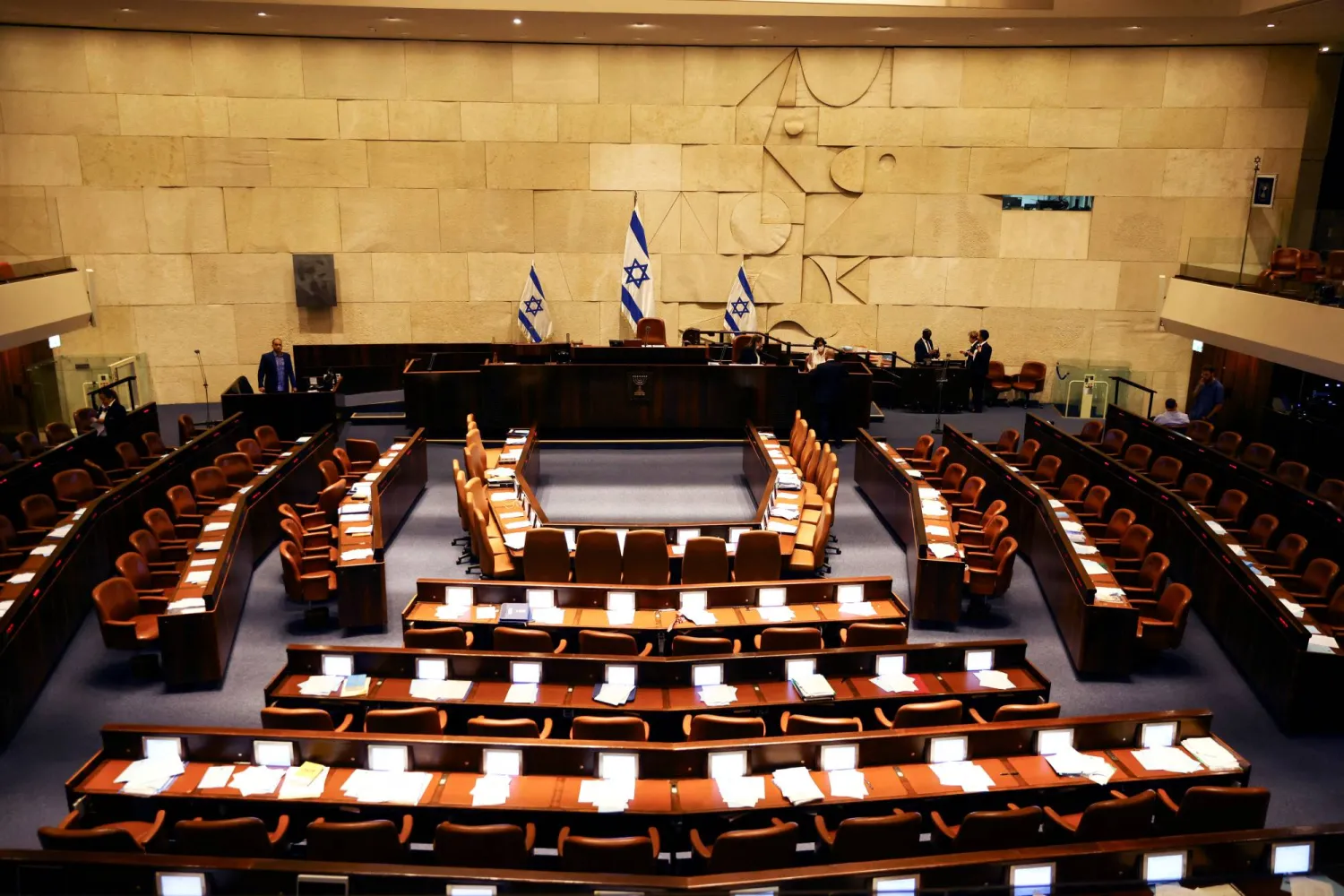 الكنيست يصادق على حل نفسه والانتخابات الإسرائيلية في 27 تشرين الأول