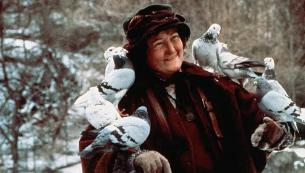 وفاة بريندا فريكر "سيدة الحمام" في Home Alone 2