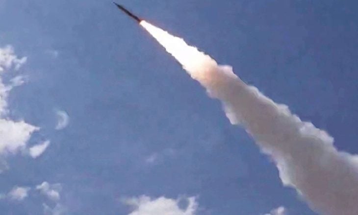 إيران: قذائف أميركية أصابت موقعا مدنيا ولا أنباء عن إصابات