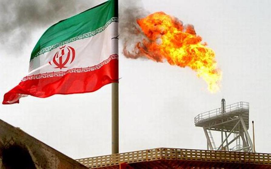 إيران تعلن تحقيق عائدات نفطية بـ 18 مليار دولار خلال الحرب والهدنة
