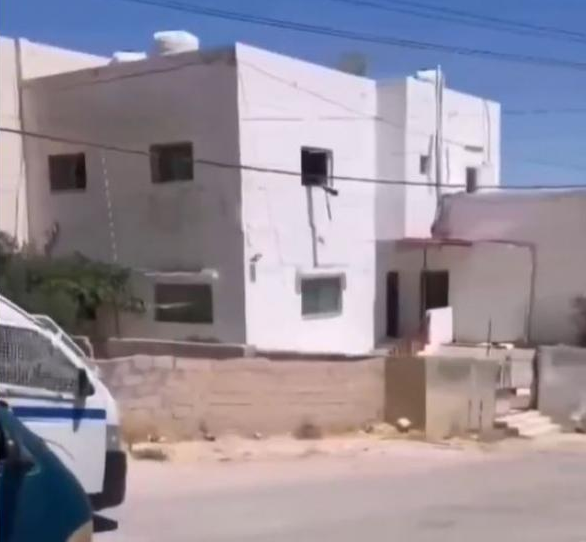 العثور على أجزاء من حطام مسيرة في منزل بالكرك بعد اعتراضها