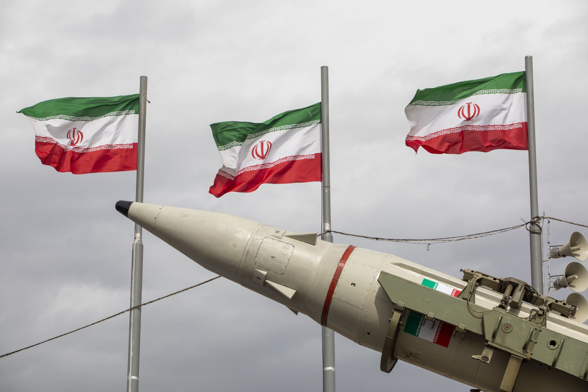 إيران: ناقلتا نفط حاولتا عبور مضيق هرمز لكنهما تراجعتا