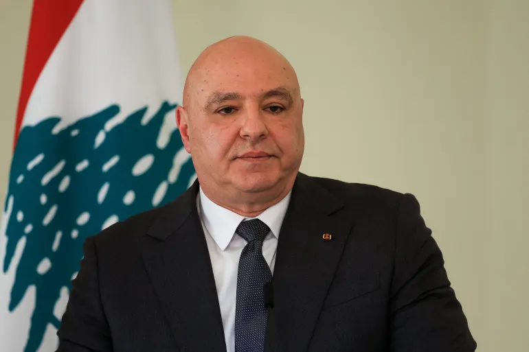 عون: الجيش اللبناني الجهة الوحيدة المخولة بحماية الدولة ولا شرعية للسلاح خارجها