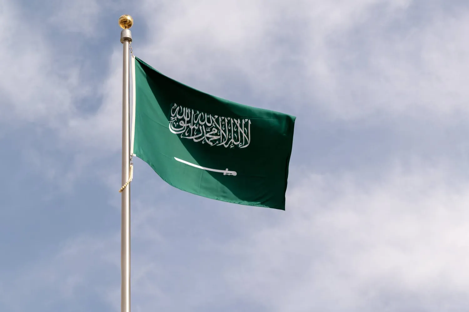 الخارجية السعودية تعزي مصر في ضحايا حادث الدواويس بالإسماعيلية