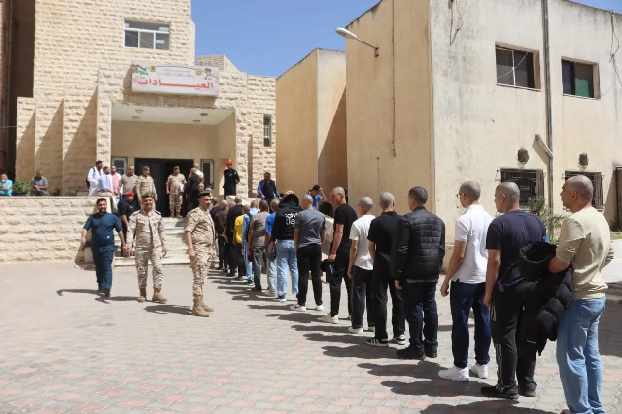 الجيش الأردني يبدأ الفحوصات الطبية للدفعة الثالثة من مكلفي خدمة العلم