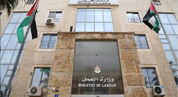 وزارة العمل تكثف حملاتها لضبط العمالة غير الأردنية المخالفة