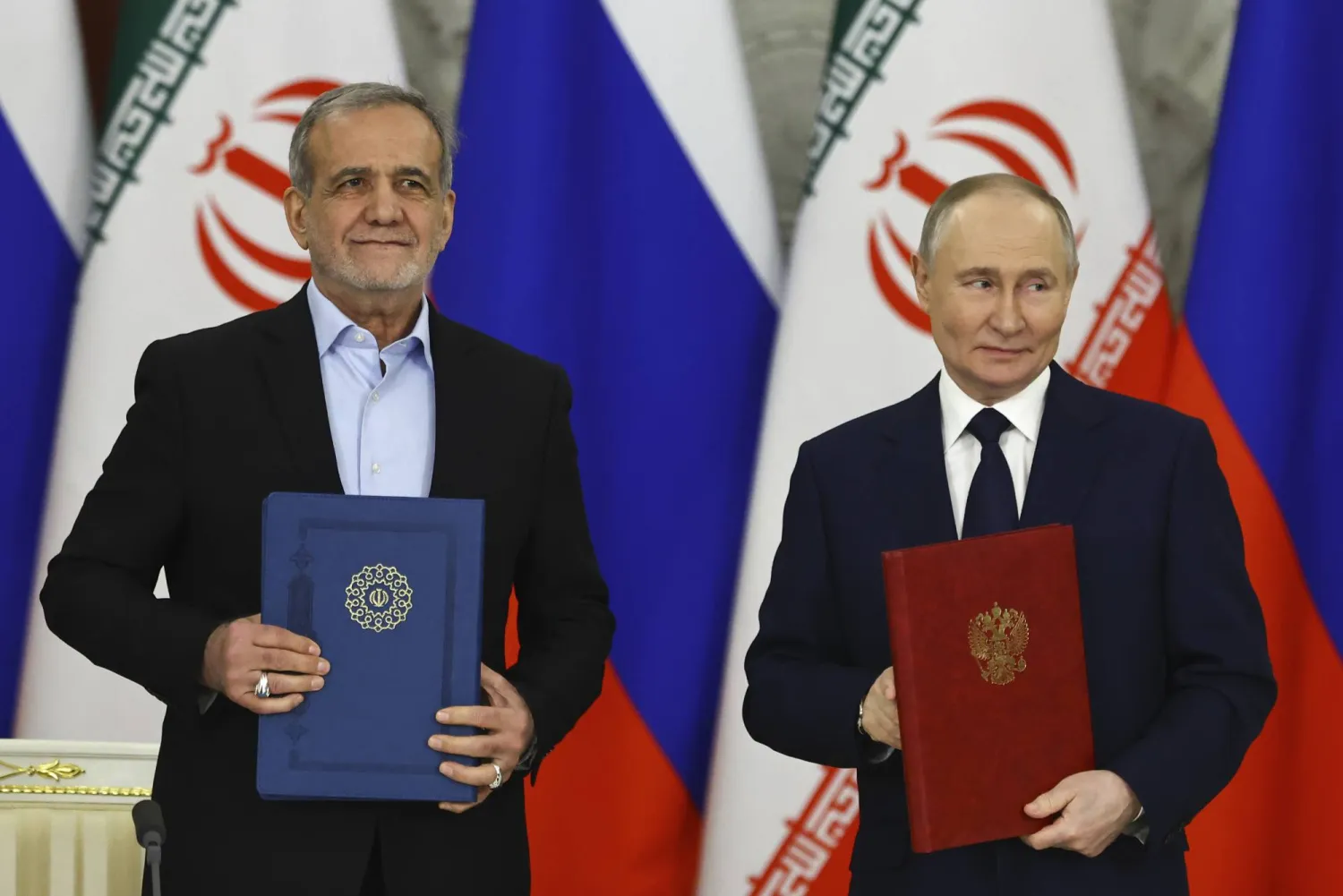 بيزشكيان يلتقي بوتين في قمة شنغهاي وسط تعزز التعاون الإيراني الروسي