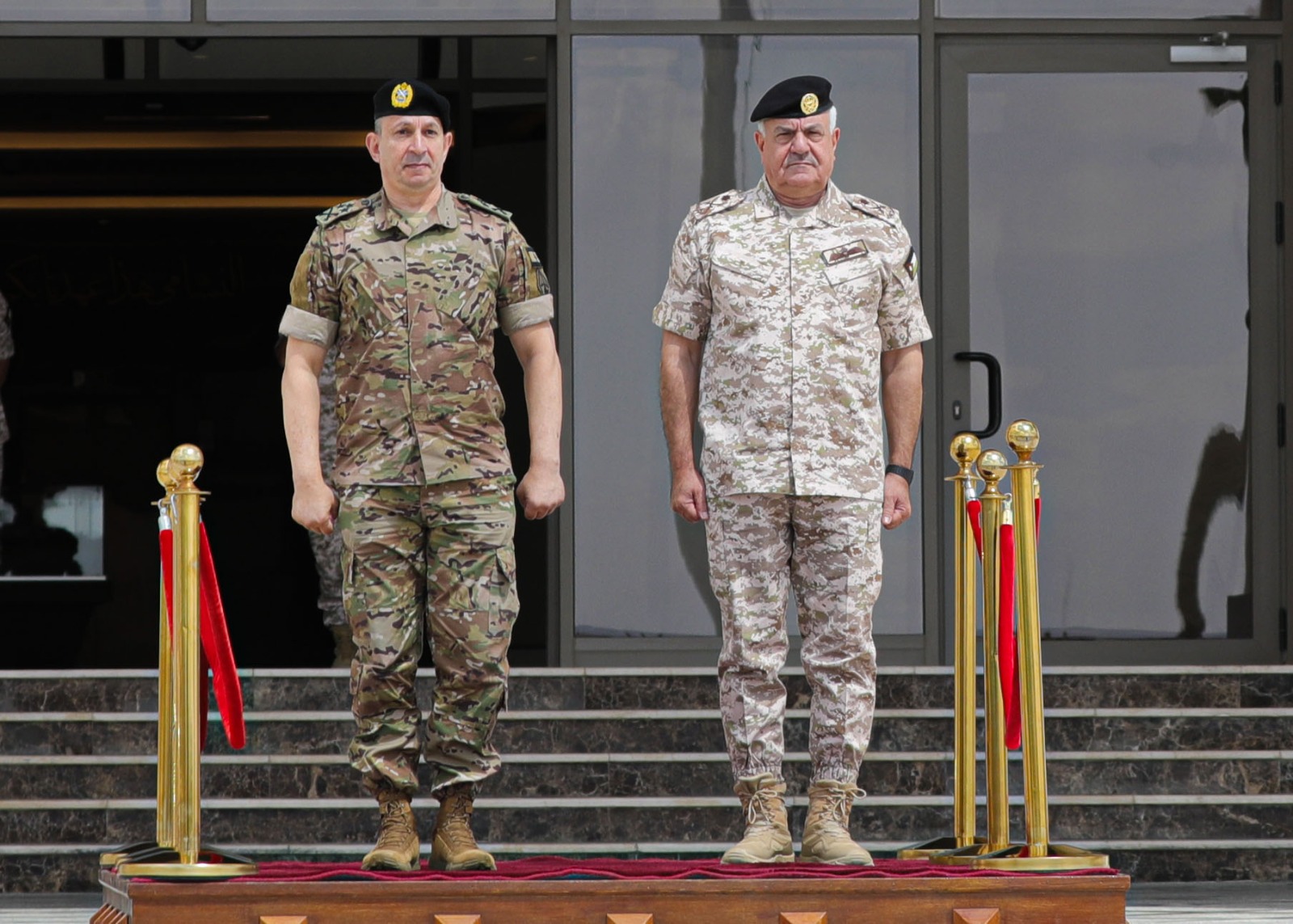 الأردن ولبنان يبحثان تعزيز التعاون العسكري والدفاعي