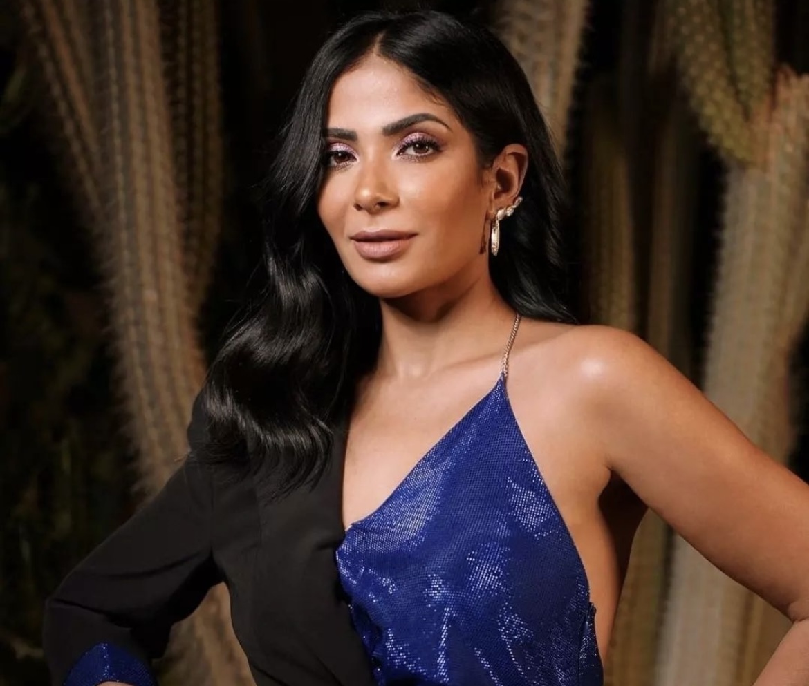 منى زكي خارج سباق رمضان 2027 بعد تأجيل مسلسل طالع نازل