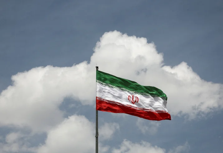 الضغوط الأميركية تزيد صعوبات الاقتصاد الإيراني