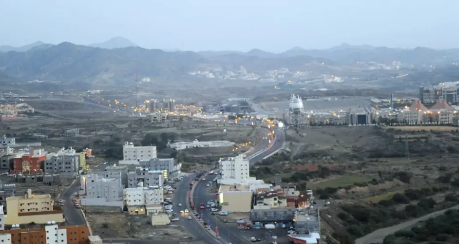 زوال الخطر في أبها وخميس مشيط بعد إنذار مبكر من الدفاع المدني