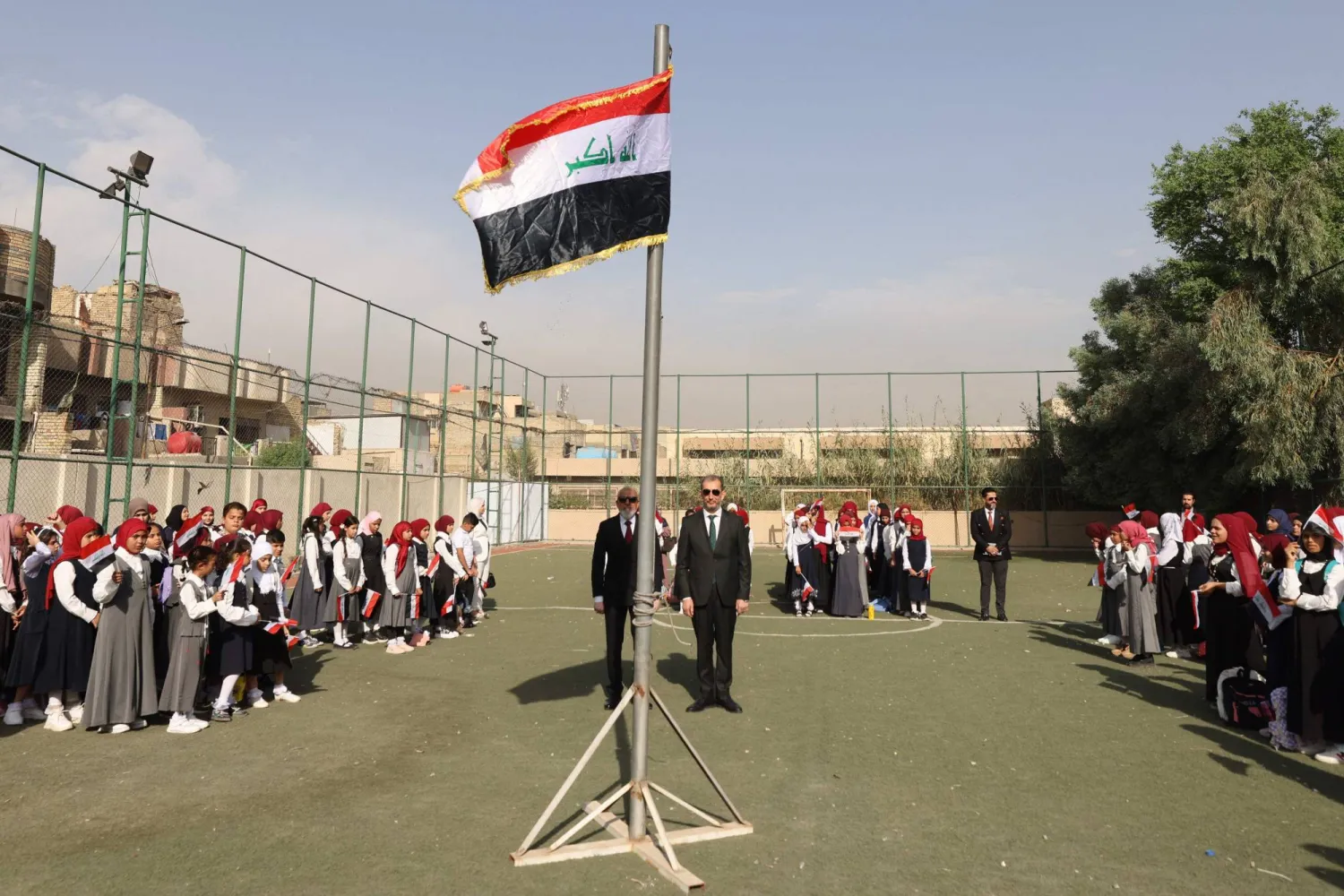 تأجيل العام الدراسي في العراق يثير جدلاً.. والتربية توضح الأسباب