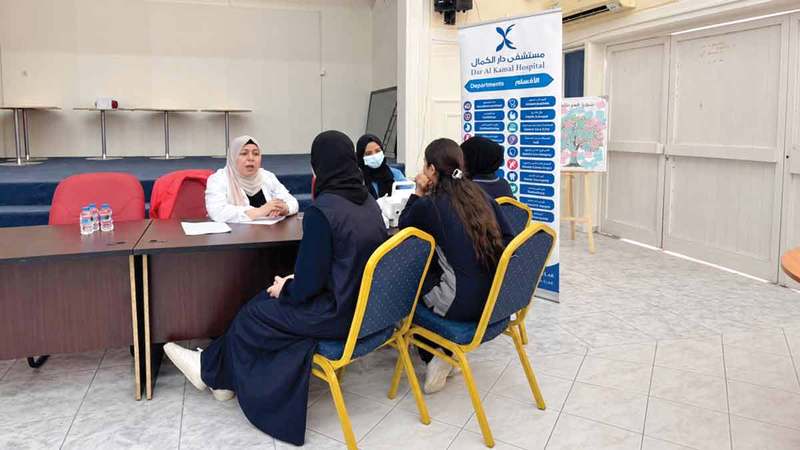 الإمارات: مدارس خاصة تنتقل من الإسعاف عند المرض إلى الرصد المبكر للمشكلات الصحية لدى الطلبة
