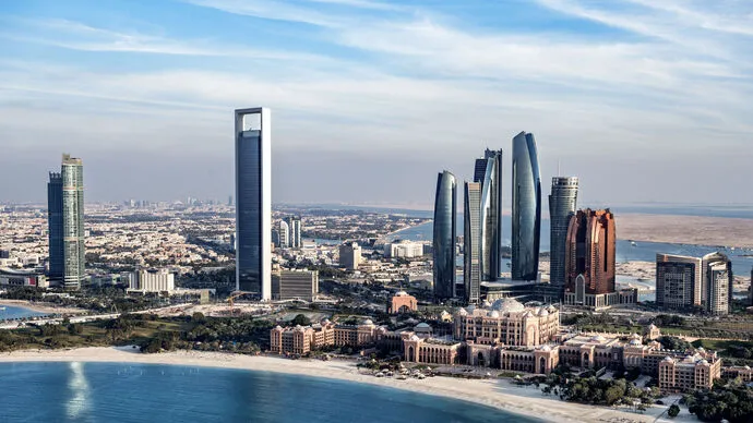 أبوظبي تمدد مزايا رخصة تاجر أبوظبي وتوسع التسهيلات الصناعية