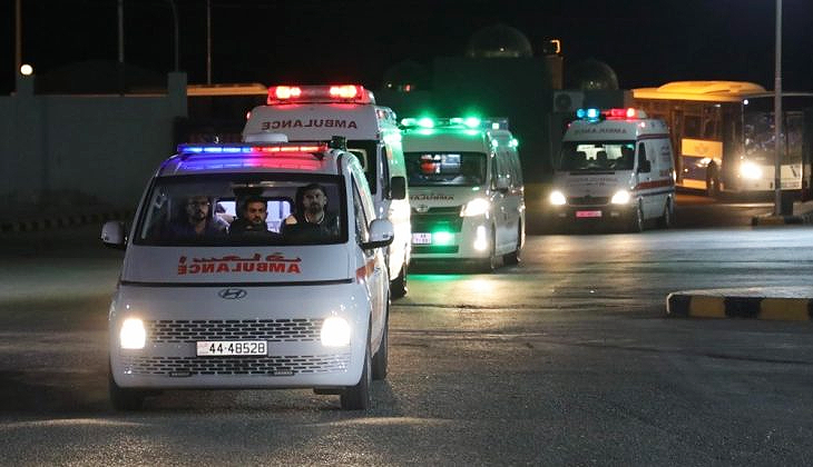 الأردن يُجلي الدفعة الـ33 من أطفال غزة المرضى لتلقي العلاج في المملكة