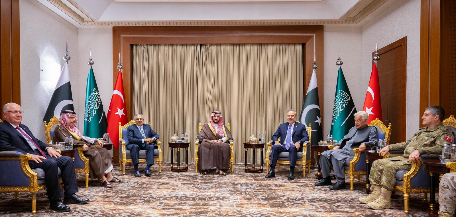 لجنة تحالف مكة تقر تفعيل الردع الجماعي لمواجهة الهجمات على السعودية