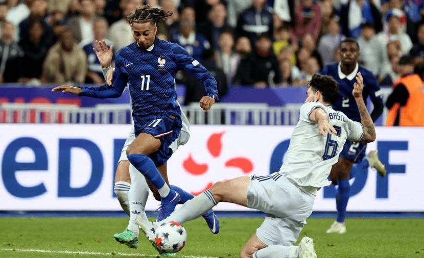 فرنسا تقلب تأخرها أمام بلجيكا إلى فوز كبير في دوري الأمم