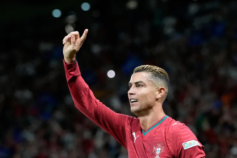 الاتحاد البرتغالي يفرض إيقافاً احترازياً على رونالدو ويُحيل ملفه للتحقيق التأديبي العاجل