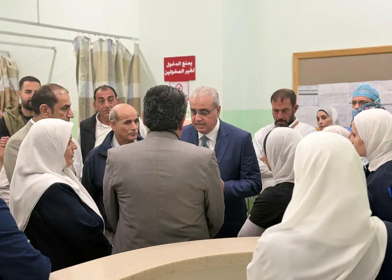 وزير الصحة يفتتح مشاريع تطويرية بمستشفيات البشير تشمل جراحة الأعصاب والعلاج البيولوجي