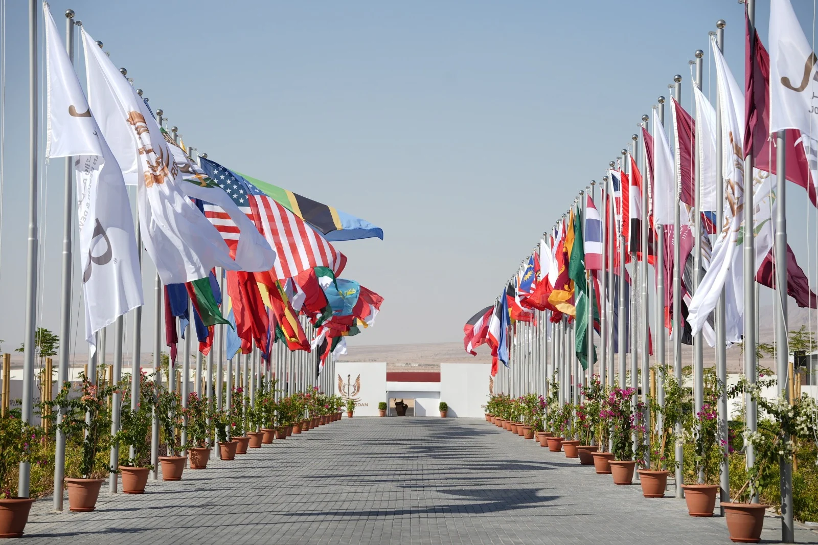 تحت الرعاية الملكية.. استكمال الاستعدادات لإطلاق فعاليات معرض "سوفكس 2026" في العقبة