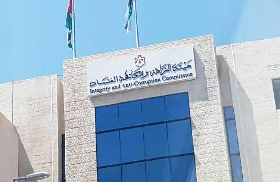 توقيف 3 موظفين بجامعة العلوم والتكنولوجيا في مركز ماركا بتهمة اختلاس 120 ألف دينار