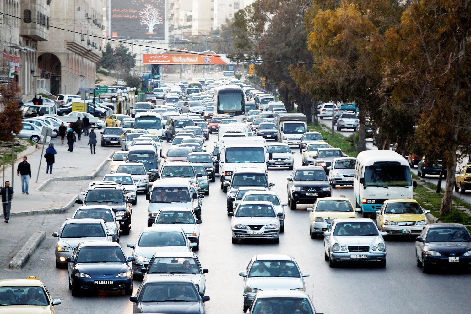 الأردن يقر استثناءاً جمركياً لمركبات المستثمرين الحاصلين على الجنسية لمعالجة وضعها القانوني