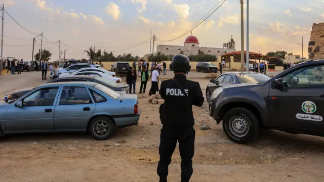 الأردن: ارتفاع حصيلة شهداء اعتداء الكرك الإرهابي إلى 9 والأجهزة الأمنية تواصل التحقيقات وملاحقة الجناة
