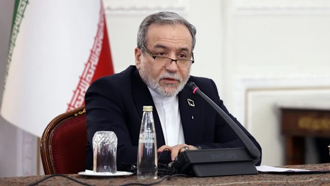 عراقجي يؤكد ثبات موقف طهران بوجه التهديدات الأمريكية ويشدد: إدارة مضيق هرمز تغيرت جذرياً
