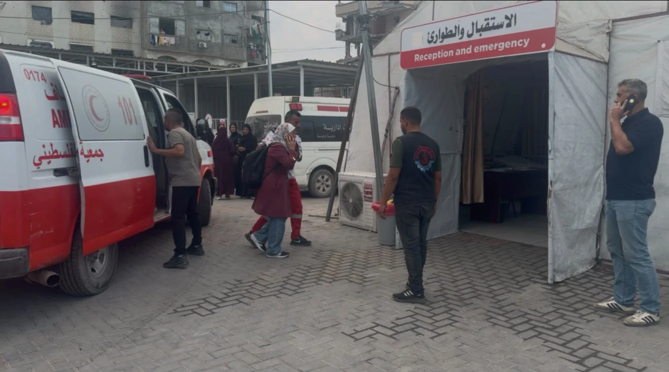 شهيد وخمسة مصابين في قصف إسرائيلي لمواصي خان يونس واستهدافات متفرقة لقطاع غزة