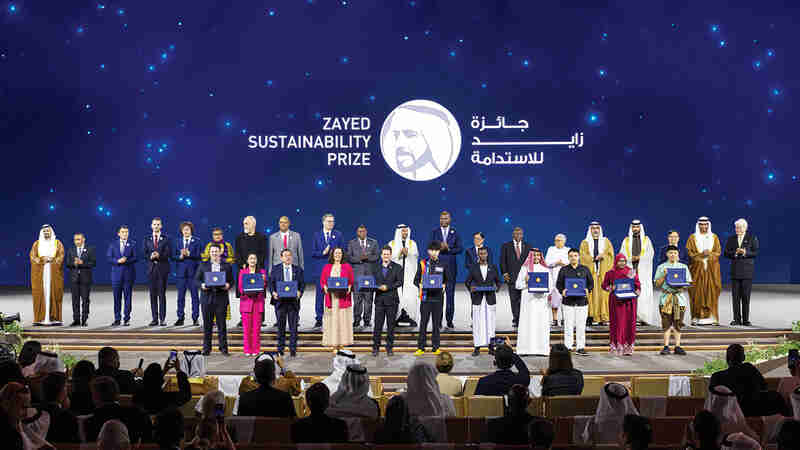 رئيس الدولة: الإمارات تواصل تعزيز جودة حياة الإنسان ودعم الاستقرار العالمي