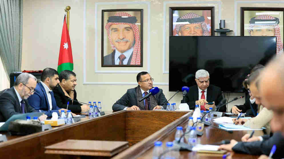 لجنة البيئة النيابية تبحث أثر مشاريع البنك الدولي على استدامة الزراعة