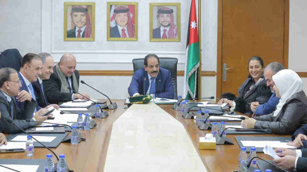 اللجنة القانونية النيابية تقر مشروع تعديل قانون الكاتب العدل