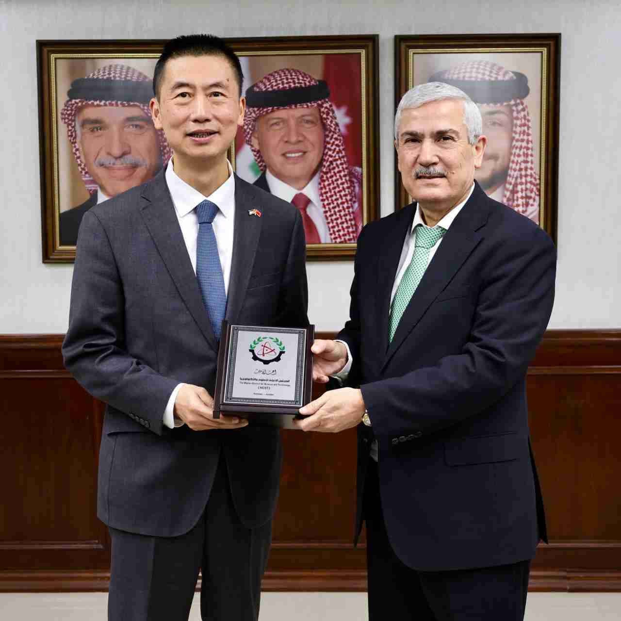 المجلس الأعلى للعلوم والتكنولوجيا يبحث تعزيز التعاون مع الصين