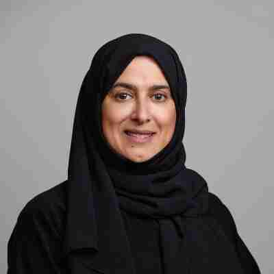 أنْتُنّ صانعات الغد