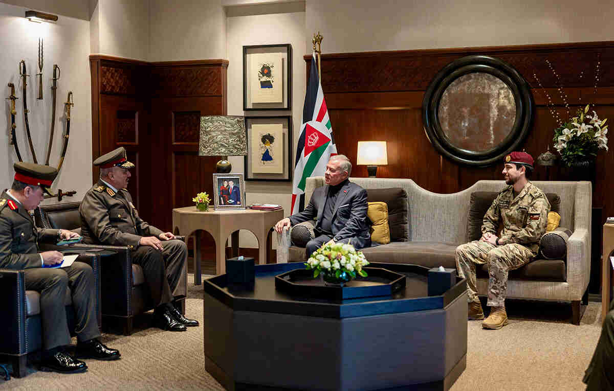 الملك يستقبل رئيس أركان حرب القوات المسلحة المصرية