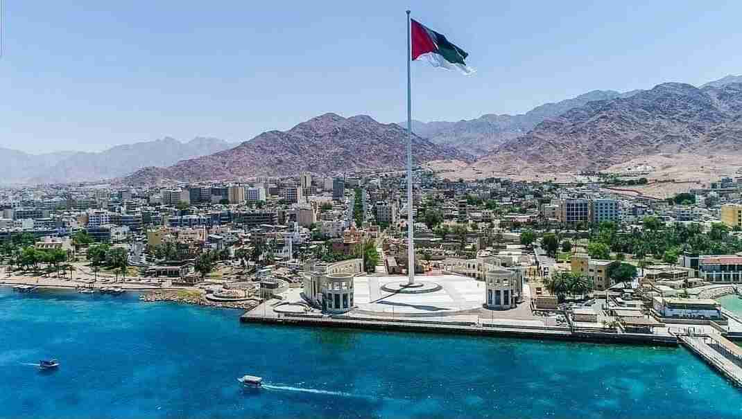 النقل النيابية تطلع على سير عمل شركة العقبة للنقل والخدمات اللوجستية