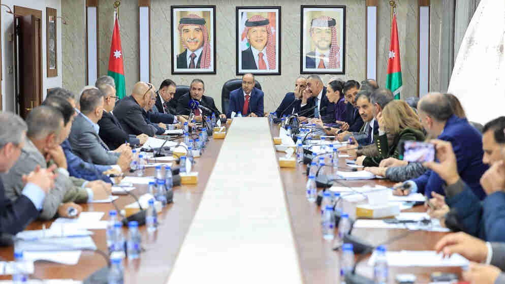 المالية النيابية تناقش تقرير ديوان المحاسبة 2024 المتعلق بوزارة العمل