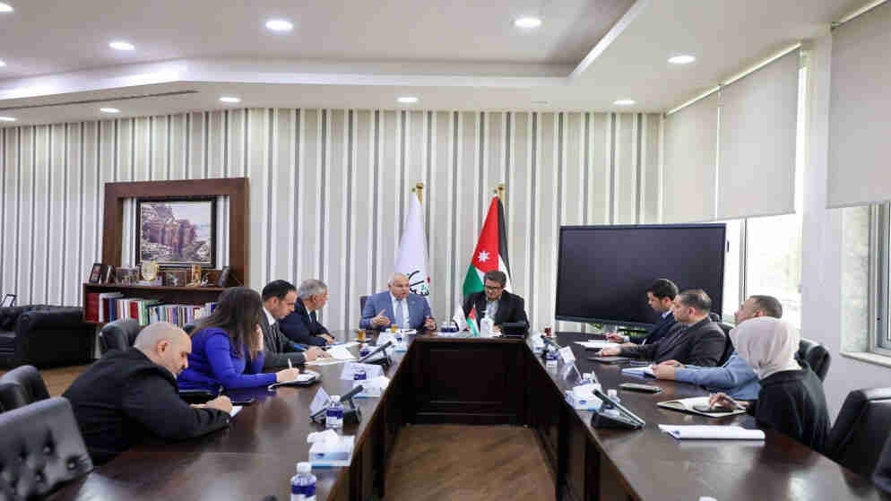 الشباب والعمل تنسقان برامج تدريبية لتمكين الباحثين عن فرص عمل