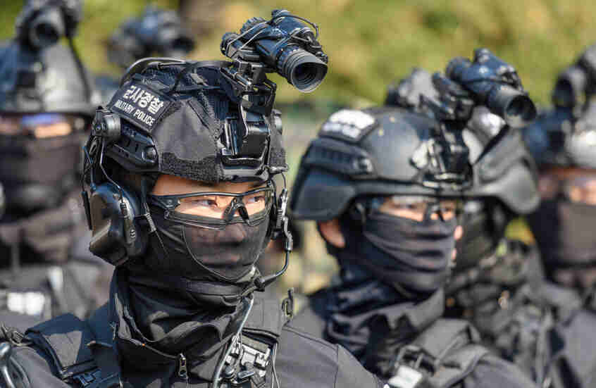 كوريا الجنوبية تداهم مقرات استخبارات على خلفية إطلاق طائرة مسيرة