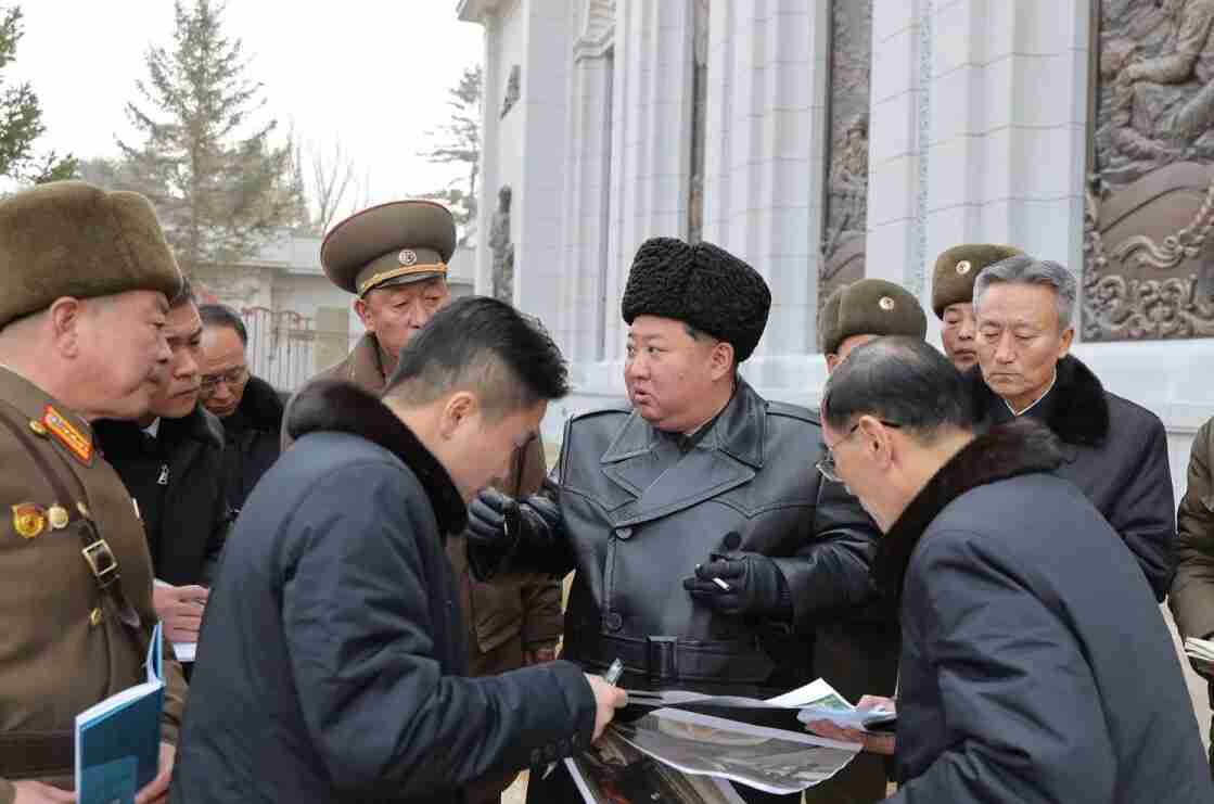 كيم جونغ أون يشيد بشجاعة جنوده في دعم روسيا بأوكرانيا