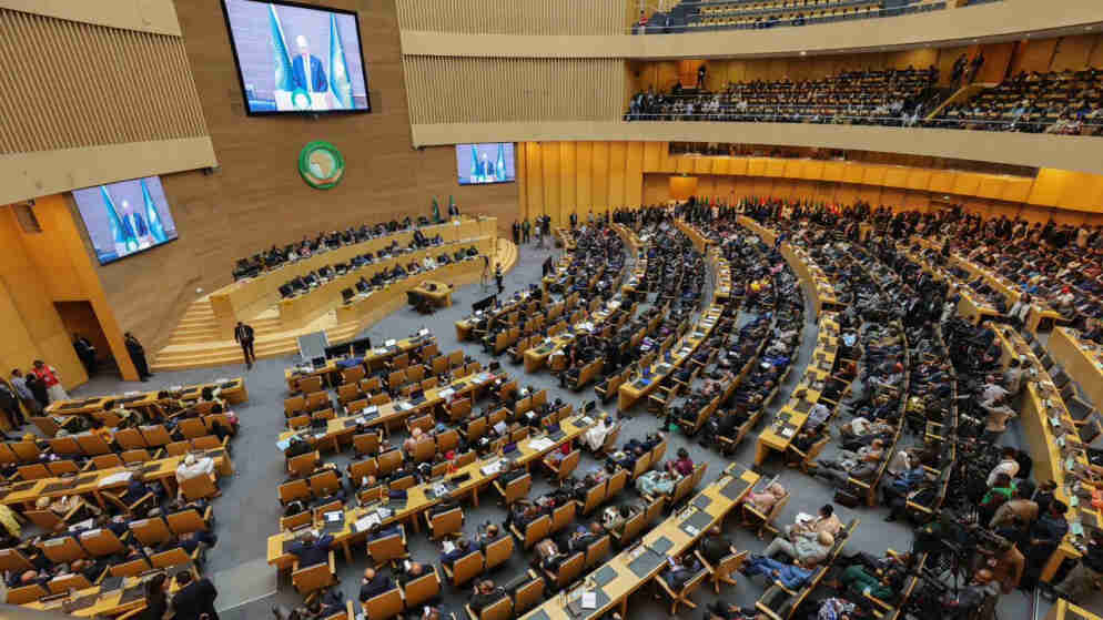 القمة الافريقية تطالب بدعم عضوية فلسطين الكاملة وتحذر من تهجير سكان غزة