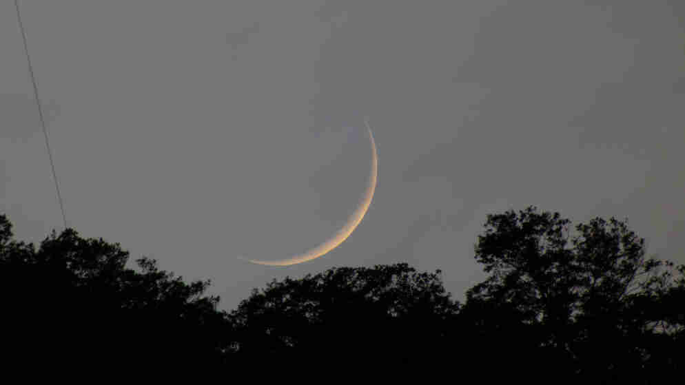 المحكمة العليا السعودية تدعو إلى تحري رؤية هلال شهر رمضان الثلاثاء