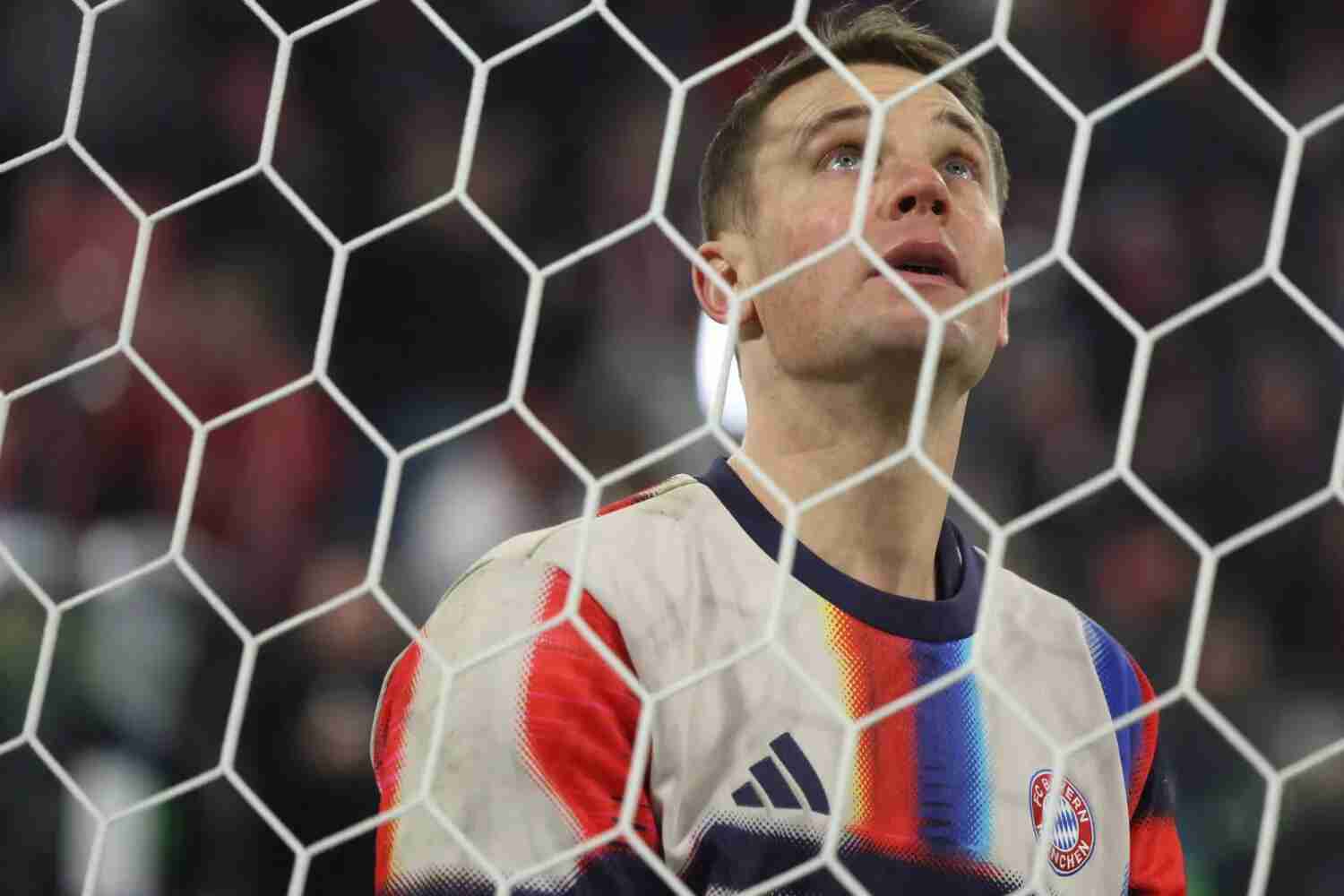 بايرن ميونيخ يفتقد نوير بعد إصابة في ربلة الساق