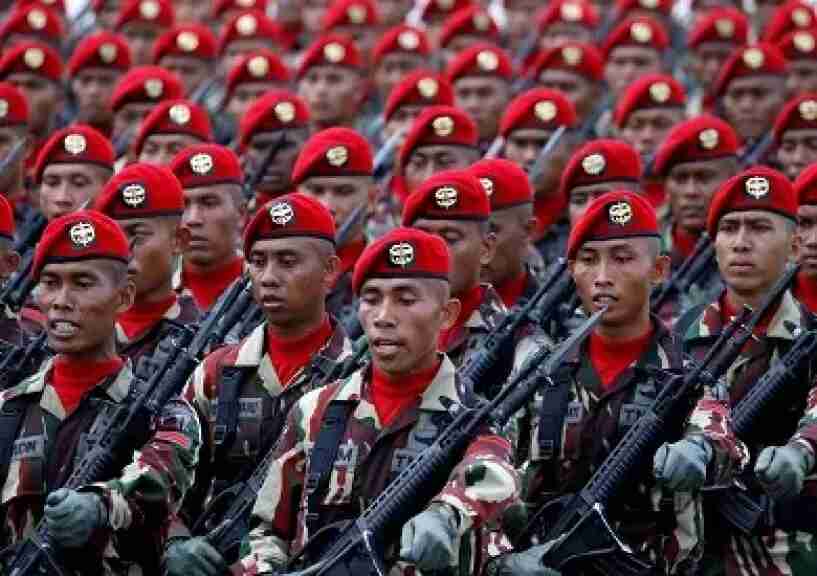 الجيش الإندونيسي يخطط لنشر ألف جندي في غزة بحلول نيسان