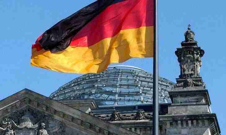 غرفة التجارة والصناعة الألمانية ترفع توقعات النمو لعام 2026 إلى %1