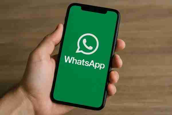 واتساب يختبر عرض تحديثات الحالة داخل تبويب الدردشات