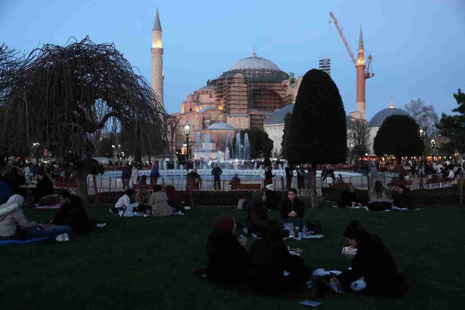 شيمشك: تباطؤ التضخم في تركيا مؤقت ونسعى لتحسين البيئة الاقتصادية