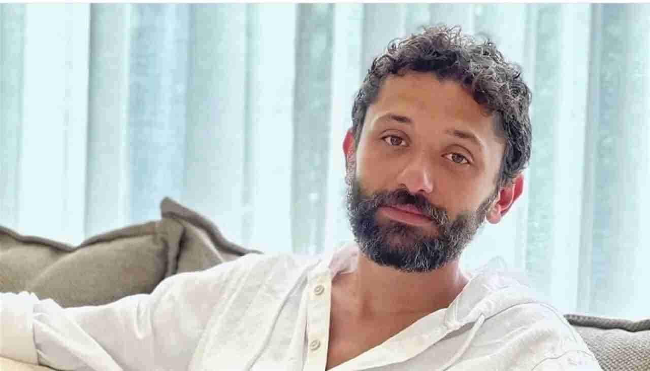 كريم محمود عبد العزيز يثير الجدل بتعليق غامض حول مستقبله الفني