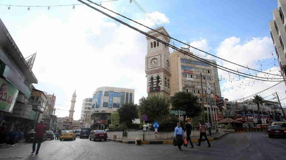 إزالة بسطات مخالفة في إربد ضمن حملات الرقابة