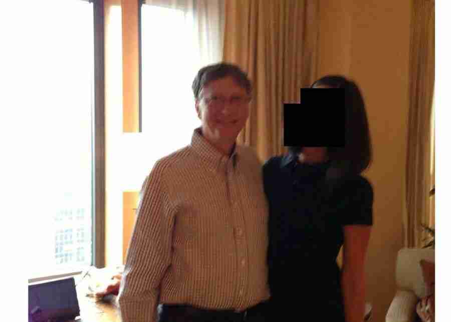 بيل غيتس يتحمل مسؤولية علاقته بإبستين في اجتماع مع موظفي مؤسسة غيتس